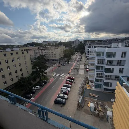 Limonka Z Tarasem Na Dachu Daire Gdynia